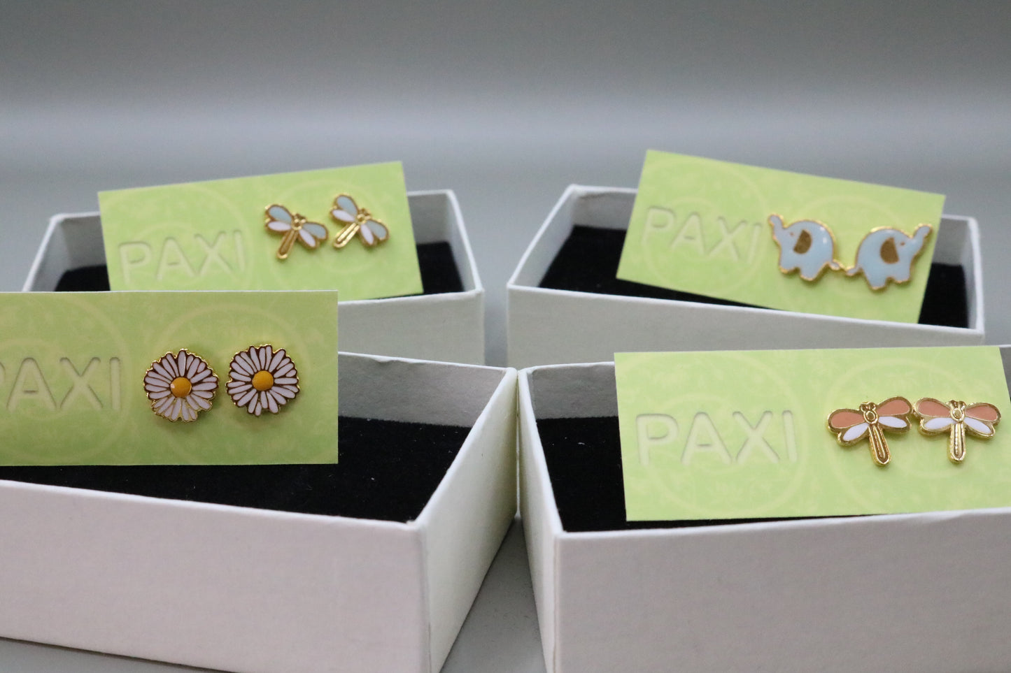 White Daisy Cute Fashion Earrings Handmade Earrings